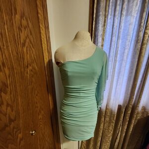 Elegant One-Shoulder Green Dress, Brand NEW With Rhinestonestones, Junior